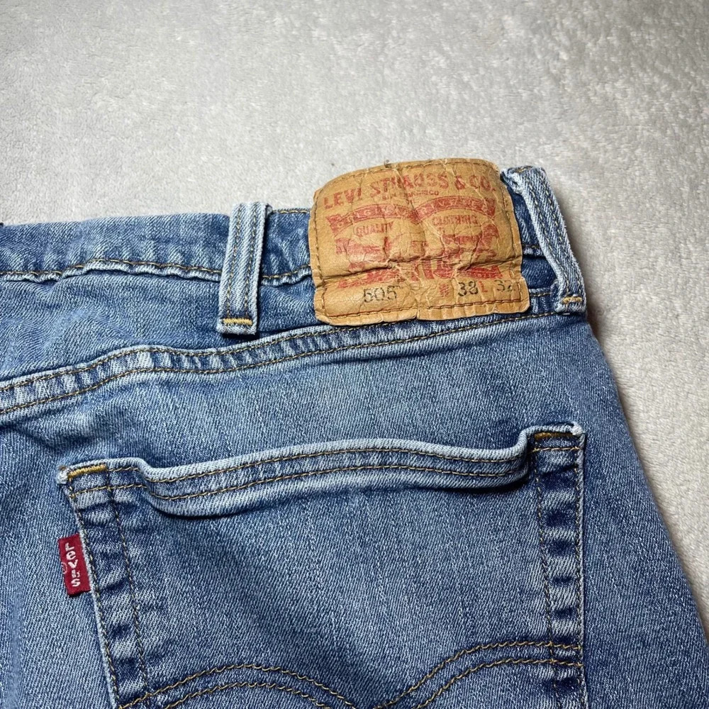Vintage‎ Y2K Levis 505 Mens Cut Off Denim Jean Shorts Blue 38 Regular Fit Skate